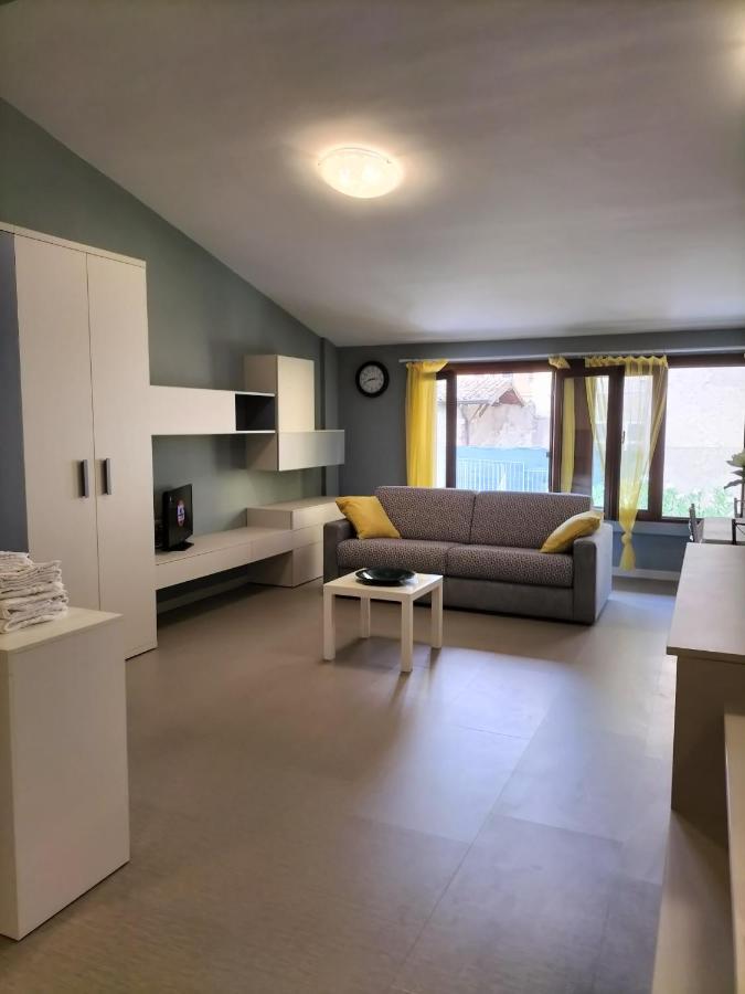 Attico Open Space - Piscina A 400 Mt Desenzano del Garda Luaran gambar